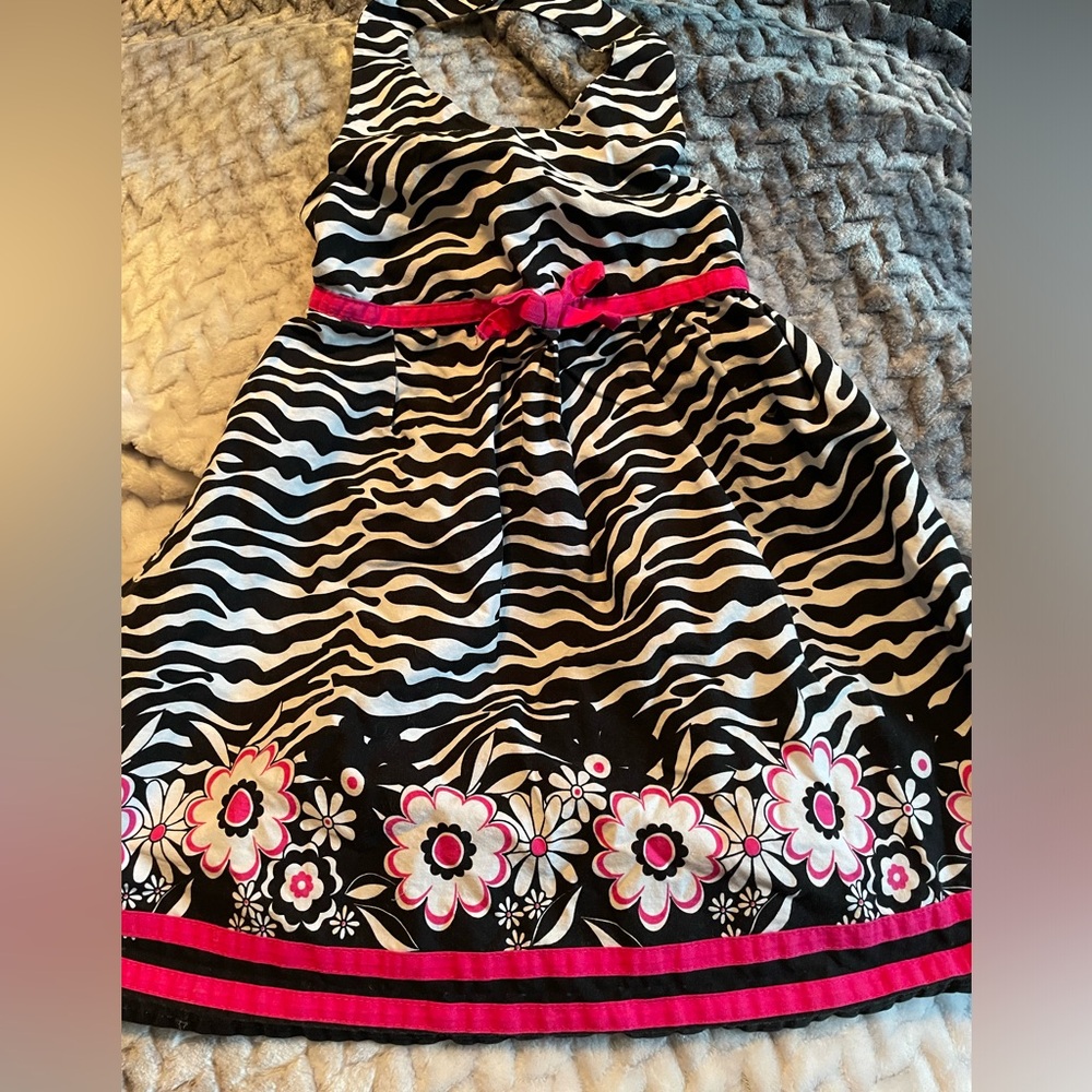SWEET ❤️Lil girls Halter Zebra dress Size: 4T EUC Dress up or down Summer dress